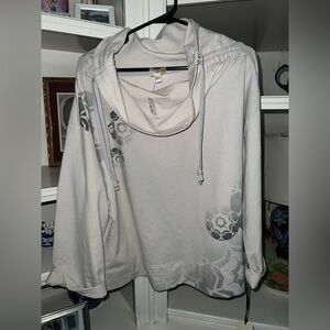 NWT Le Verde cowl neck cinch sweatshirt